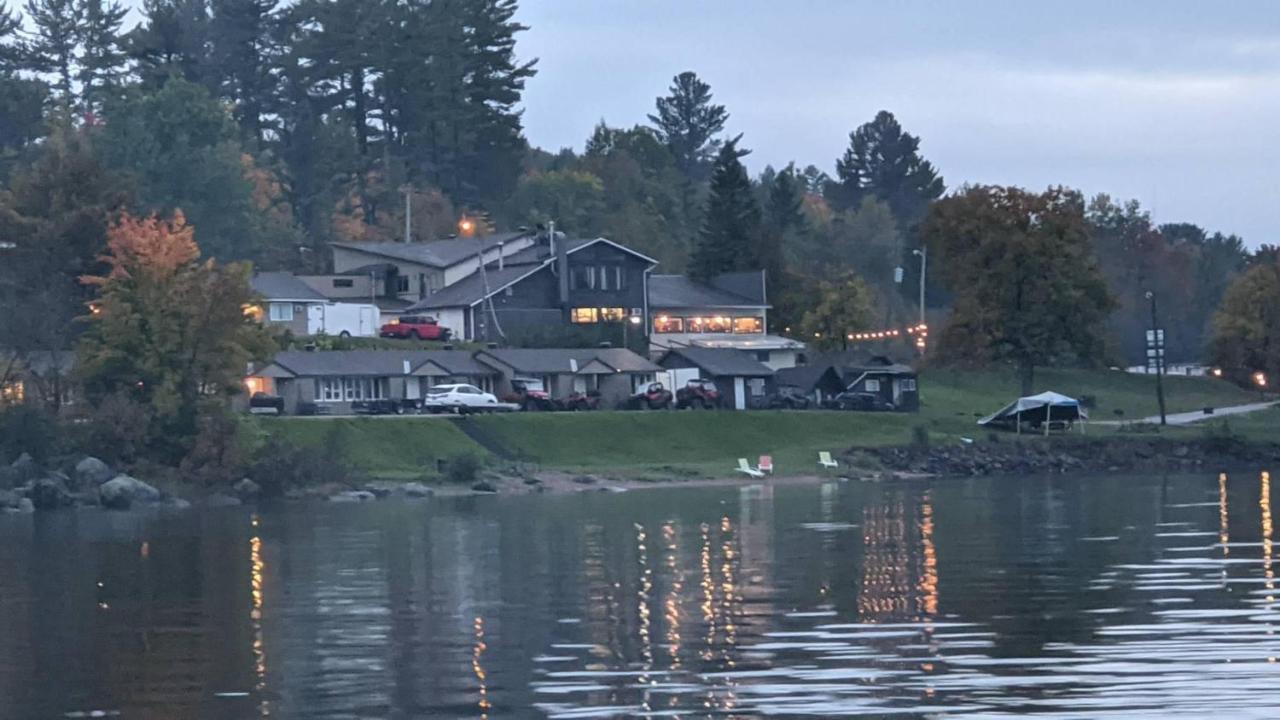 Valois Motel & Restaurant Mattawa 外观 照片